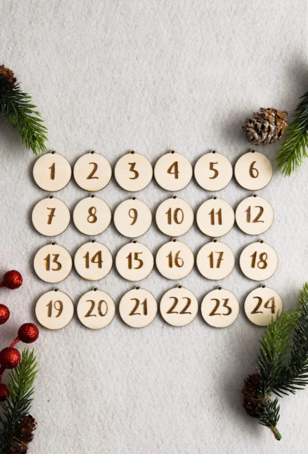 Drevené adventné čísla