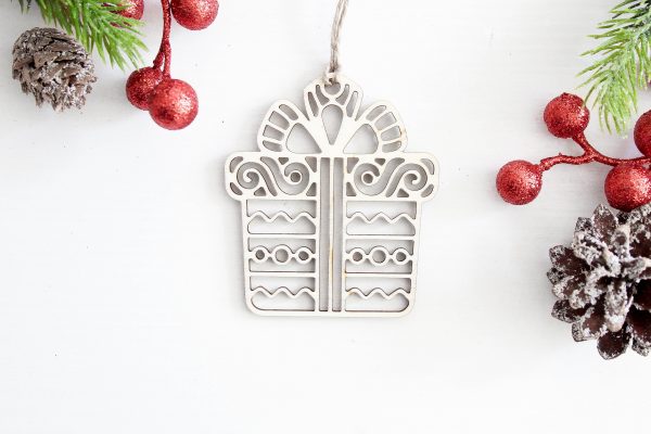 Vianočná ozdoba ORNAMENT - DARČEK